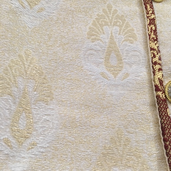 3T Sherwani and Pajama in New Condition - Picture 7 of 13